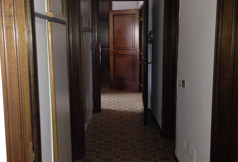 Ostello Villa Pusiano 26  | Milano | Milano | Italia 18