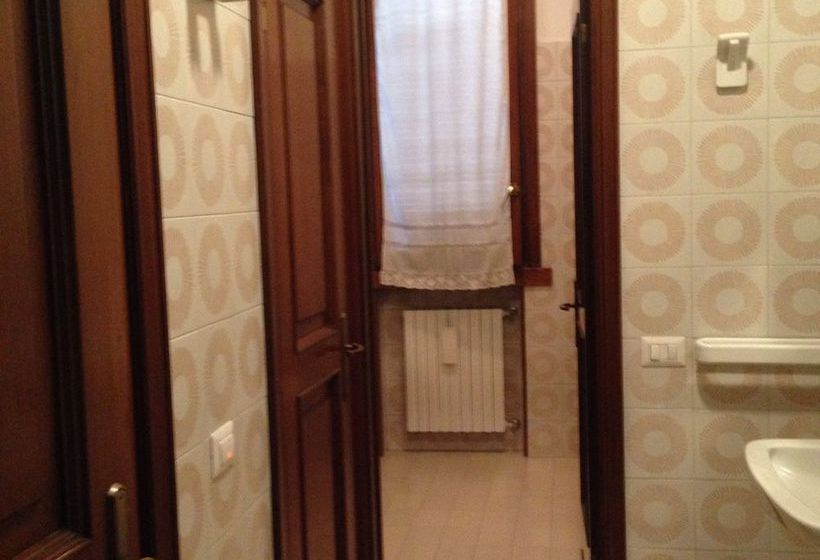 Ostello Villa Pusiano 26  | Milano | Milano | Italia 4