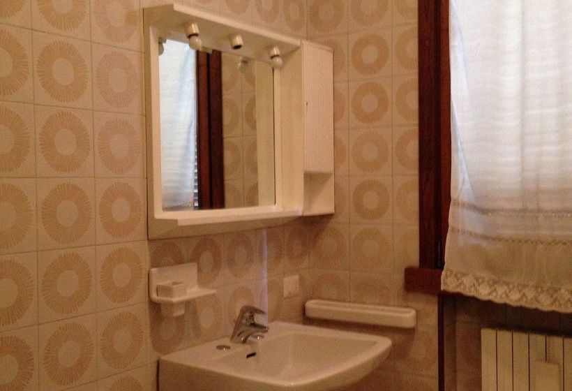 Ostello Villa Pusiano 26  | Milano | Milano | Italia 5