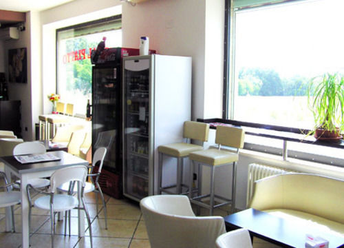 Hotel B&b Le 2 Rose  | San Severino Marche | Macerata | Italia 17