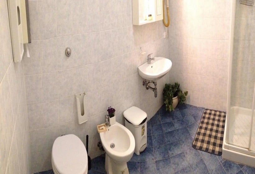 Veronique Hostel   | Florença | Firenze | Itália 6