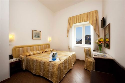 Hotel Royal Hills  | Piano di Sorrento | Napoli | Italia 9