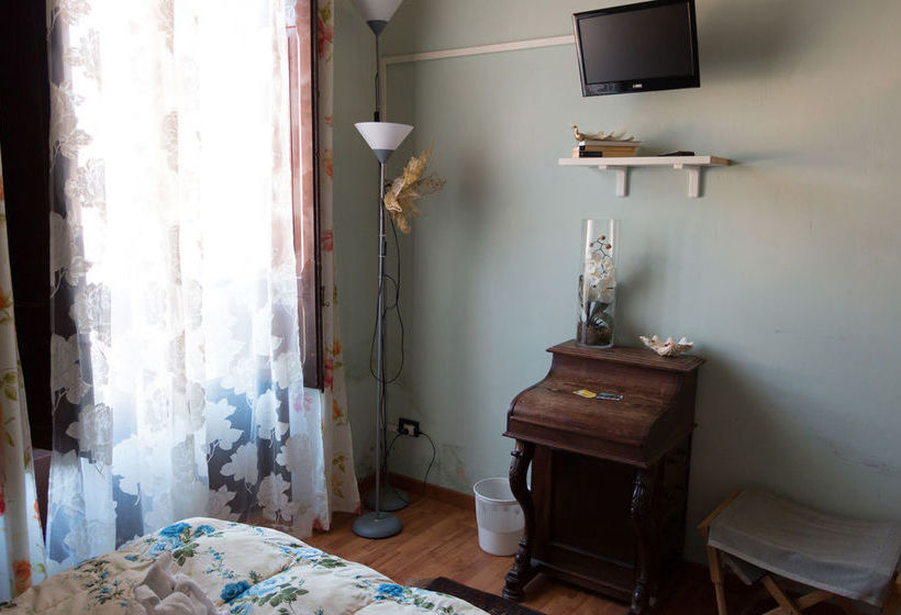 Camelot Bed & Breakfast  | Palermo | Palermo | Italy 19