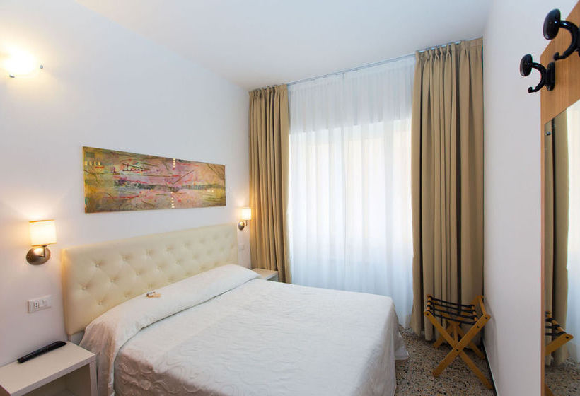 Hotel Mainè  | Finale Ligure | Savona | Italia 18