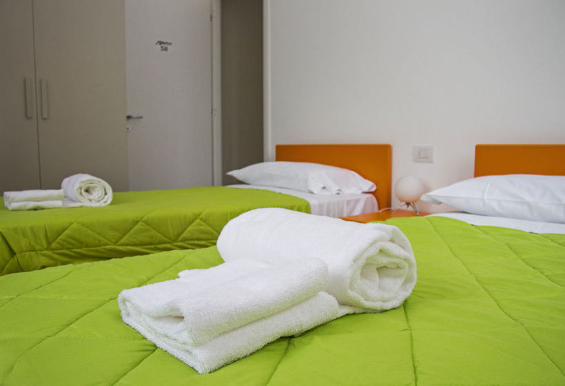 Pensione Center 2  | Bergamo | Bergamo | Italia 16