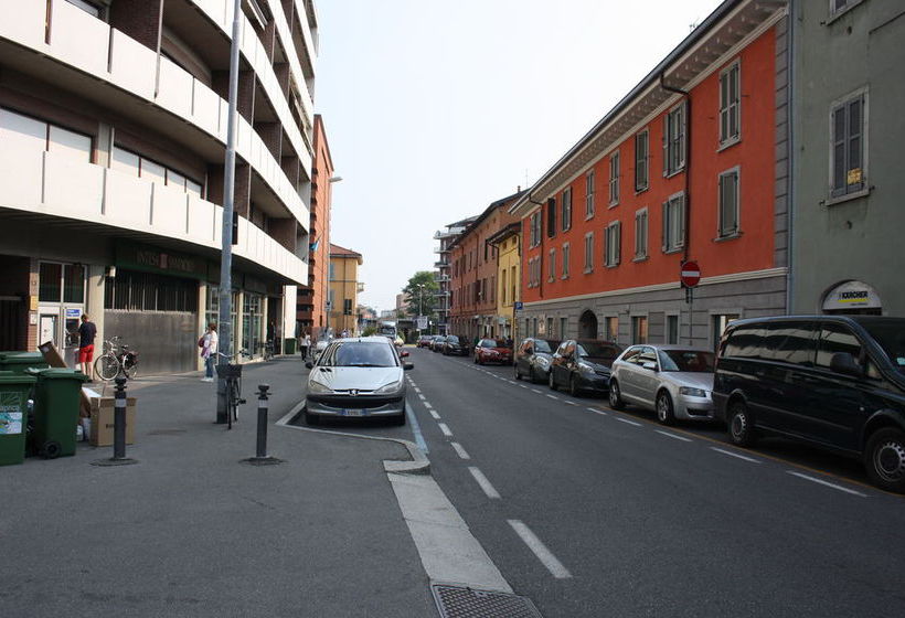 Pensione Center 2  | Bergamo | Bergamo | Italia 8