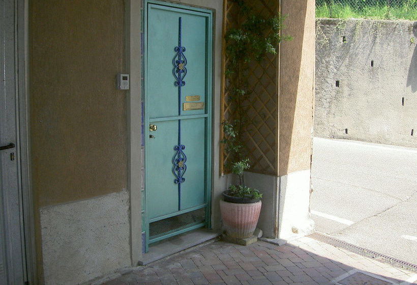 Casa Baradello  | Como | Como | Italia 10