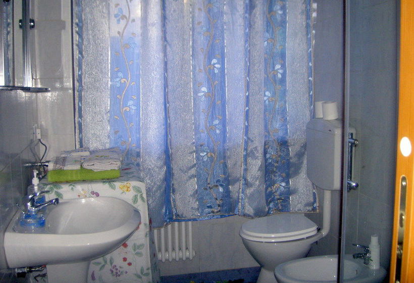 Casa Baradello  | Como | Como | Italia 9