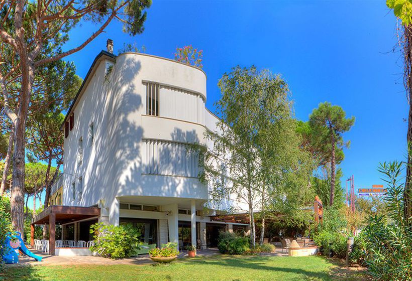 Hotel Columbia  | Marina di Ravenna | Ravenna | Italia 2