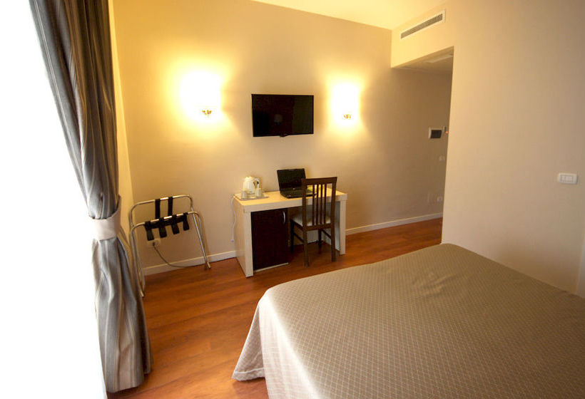 Hotel Roma Rooms Colosseum  | Roma | Roma | Italia 1