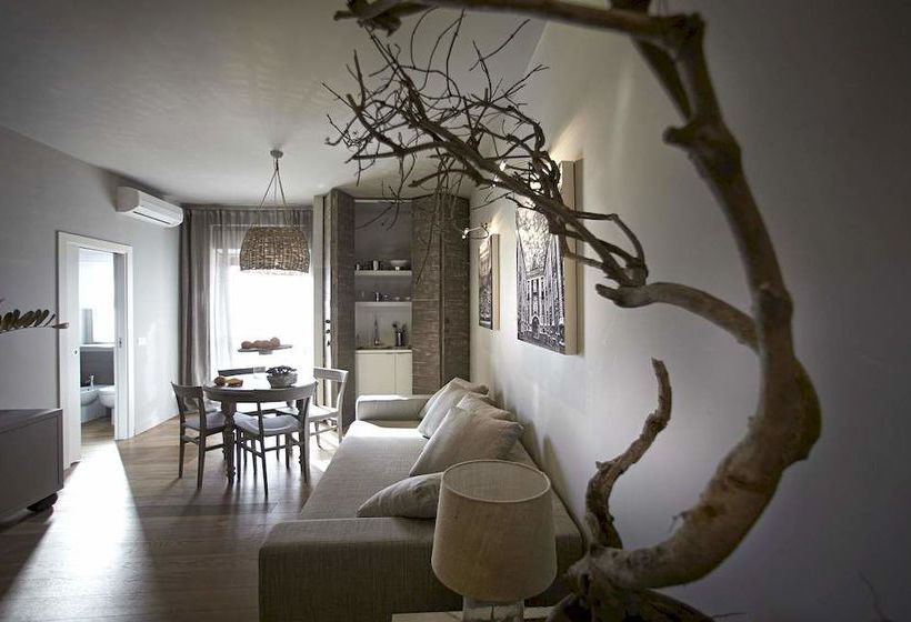 Ferrini Home Suites  | Catania | Catania | Italia 16