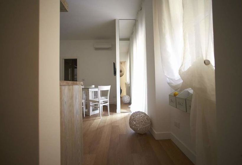 Ferrini Home Suites  | Catania | Catania | Italia 7