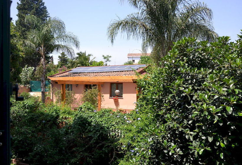 Bed and Breakfast Villa Carati  | Acireale | Catania | Italia 2