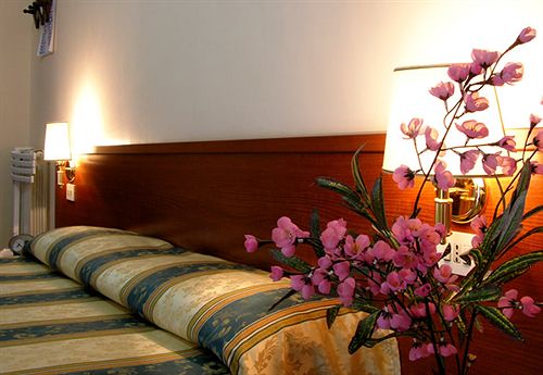 Hotel Maryelen 2  | Roma | Roma | Italia 19