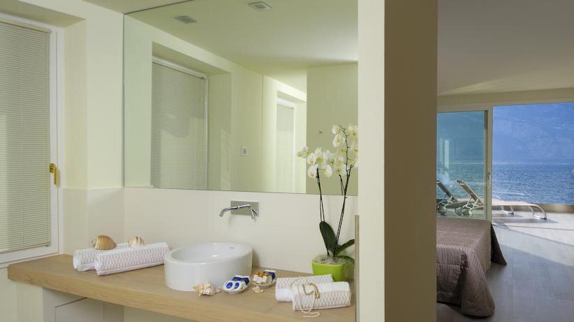 Hotel Castello Lake Front  | Malcesine | Verona | Italia 10