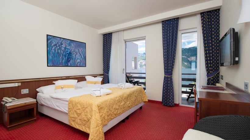 Hotel Castello Lake Front  | Malcesine | Verona | Italia 5