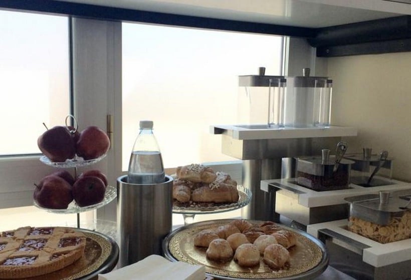 Hotel Luxury Art Resort Piazza Carita  | Napoli | Napoli | Italia 3