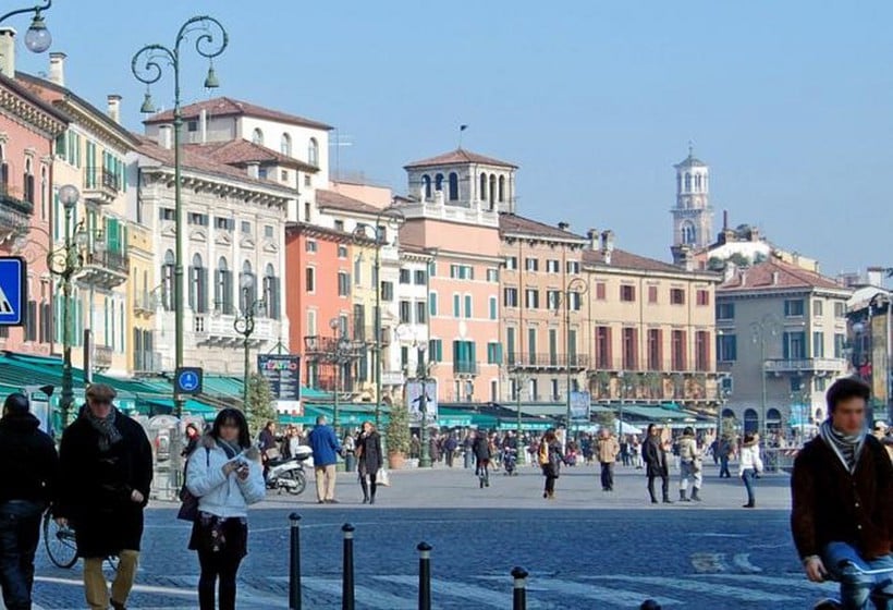 The Gentleman of Verona Apartments  | Verona | Verona | Italia 3