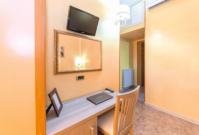 Pensione Downtown Accommodation  | Roma | Roma | Italia 12