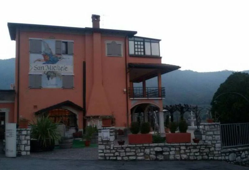 Hotel San Michele  | Ome | Brescia | Italia 15