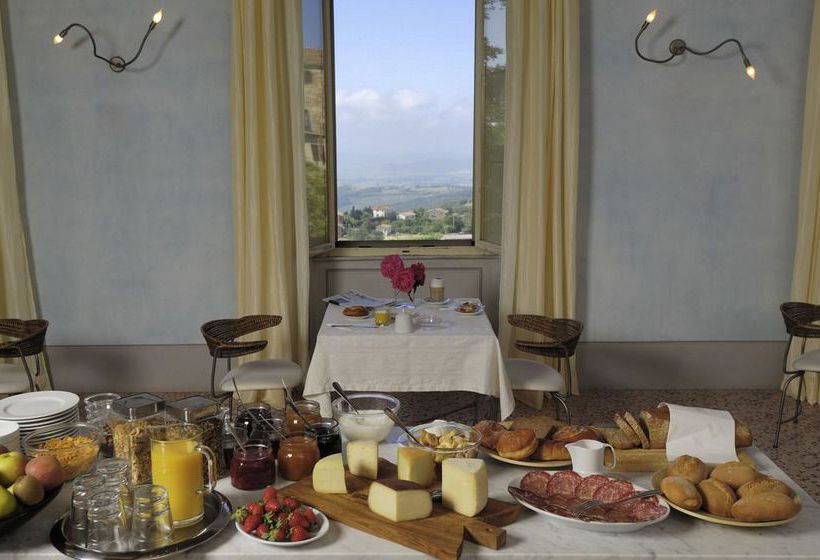 Hotel La Fattoria Di Tatti 