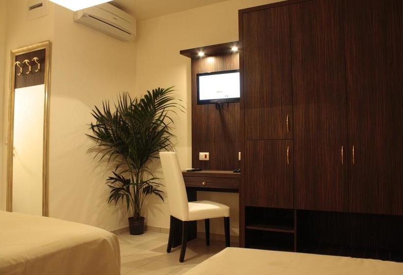 Hotel Donatella Pinarella  | Pinarella | Ravenna | Italia 16