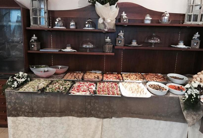 Hotel Donatella Pinarella  | Pinarella | Ravenna | Italia 4