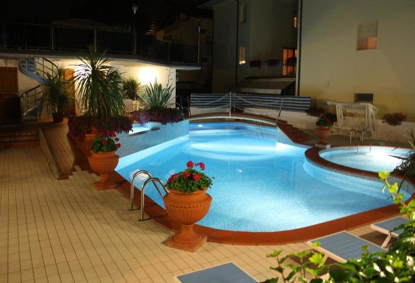 Hotel Donatella Pinarella  | Pinarella | Ravenna | Italia 8