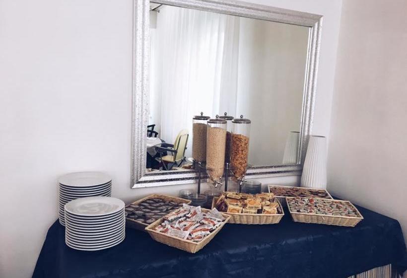 Hotel Atmosfere Beach  | Cesenatico | Forlì-Cesena | Italia 8