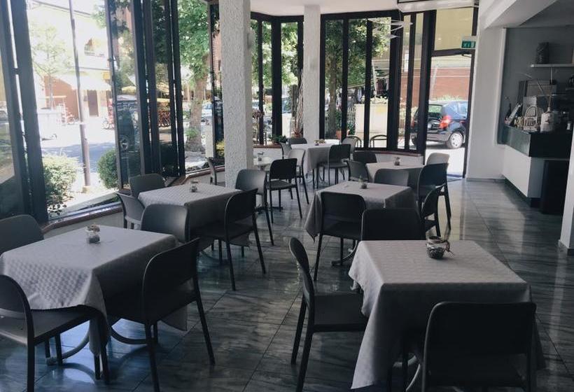 Hotel Atmosfere Beach  | Cesenatico | Forlì-Cesena | Italia 9