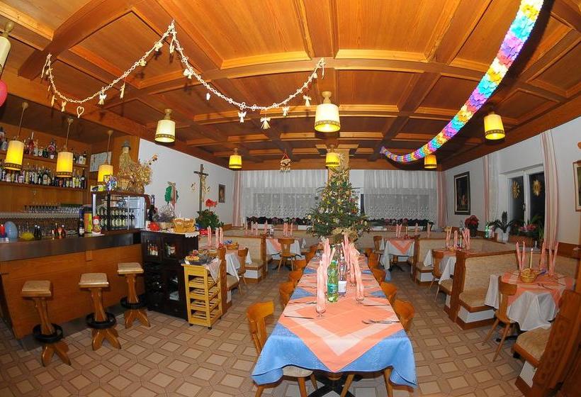 Hotel Pension Resy  | Auna di Sopra | Bolzano | Italia 8