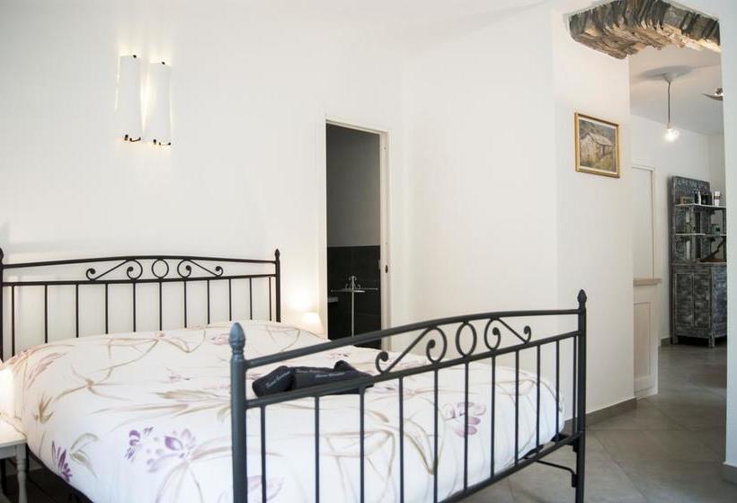 Bed and Breakfast Secret Gardens  | Borgomaro | Imperia | Italia 11