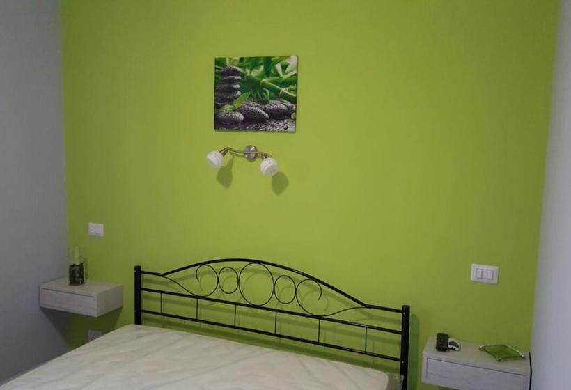 Bed and Breakfast Albachiara Guest House  | Fiumicino | Roma | Italia 3