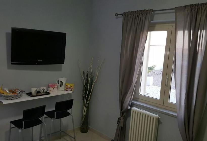 Bed and Breakfast Albachiara Guest House  | Fiumicino | Roma | Italia 4