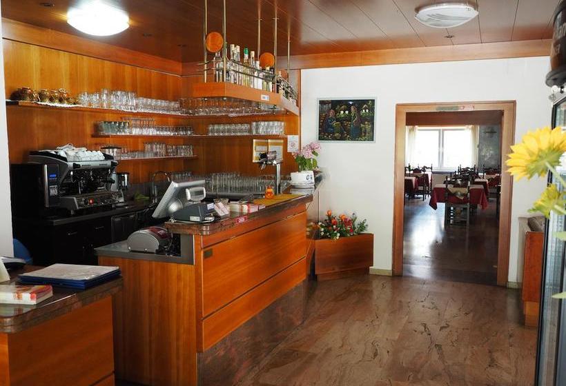 Hotel Albergo Alla Stazione  | Roncegno | Trento | Italy 8