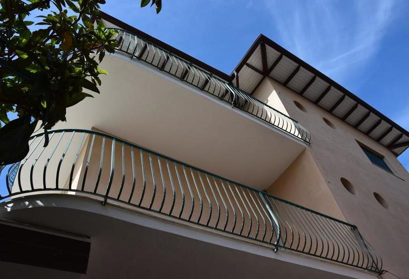 Hotel Pozzuolo  | Celle Ligure | Savona | Italia 1