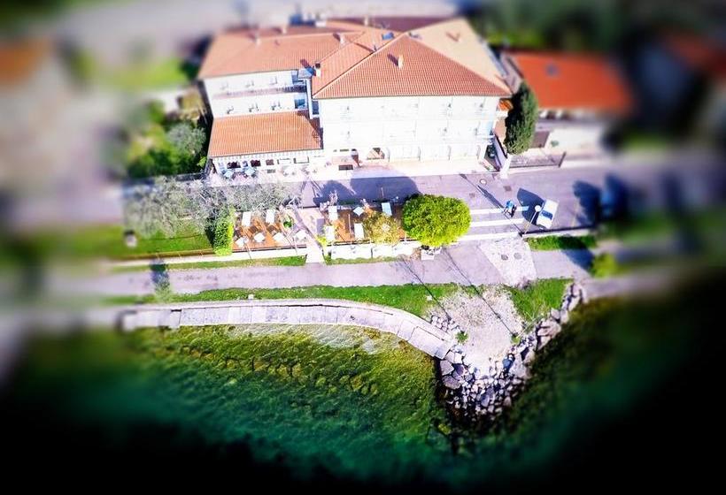 Piccolo Hotel Brenzone  | Brenzone | Verona | Italia 13