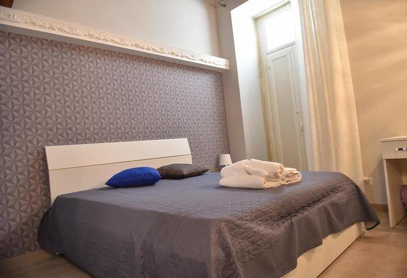 Bed and Breakfast Famigi  | Napoli | Napoli | Italia 3