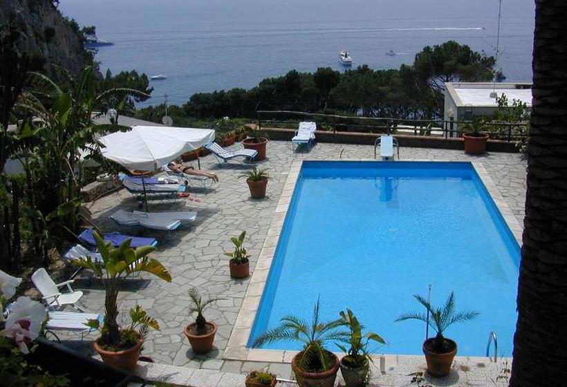 Anneliese B&b  | Capri | Napoli | Italia 1