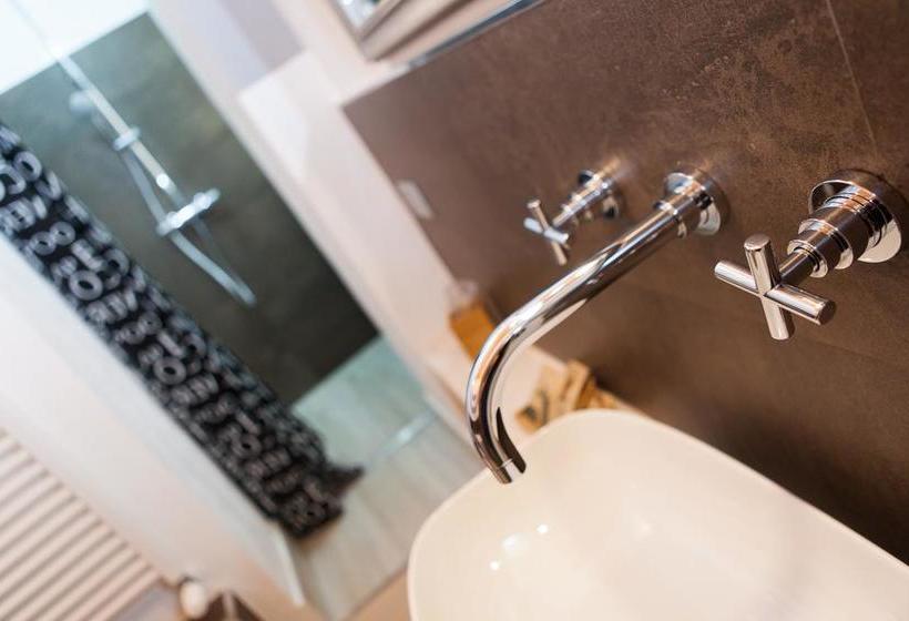 Bed and Breakfast Senzafissadimora  | Albenga | Savona | Italia 2