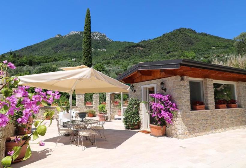 Bed and Breakfast La Cascata Negli Ulivi  | Toscolano Maderno | Brescia | Italia 3