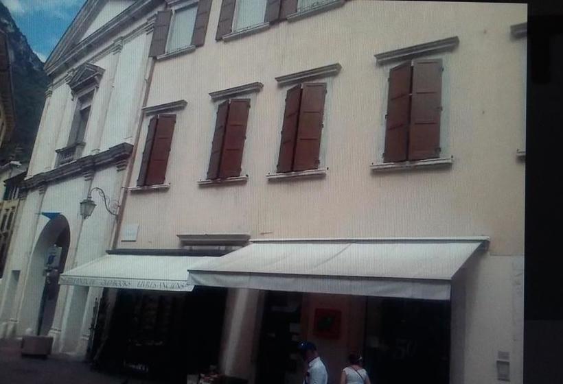 Bed and Breakfast Beb 28  | Riva del Garda | Trento | Italia 1