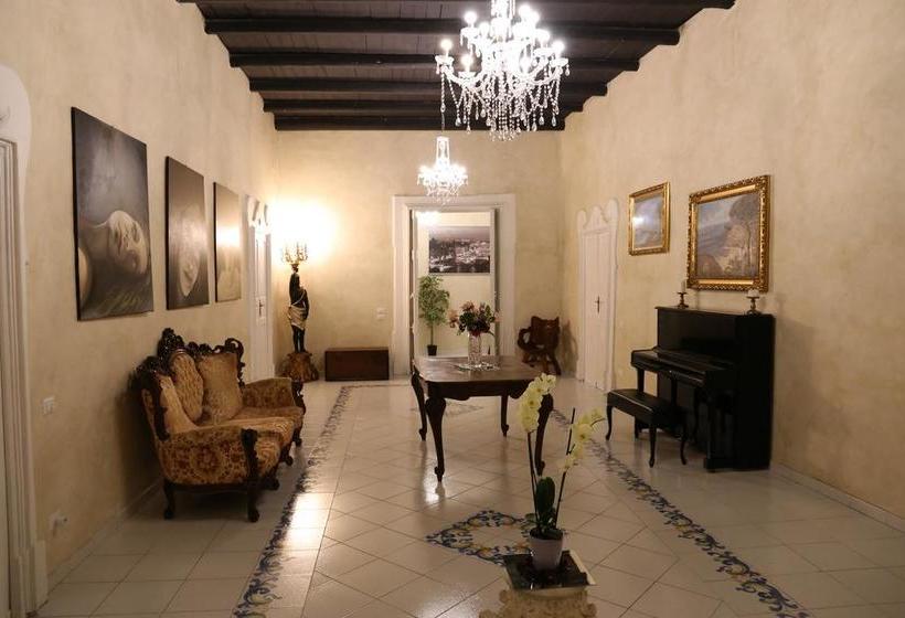 Hotel Suite Palazzo Luciani Salerno