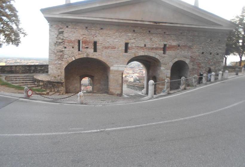 Bed and Breakfast La Maison Des Artistes  | Bergamo | Bergamo | Italia 16