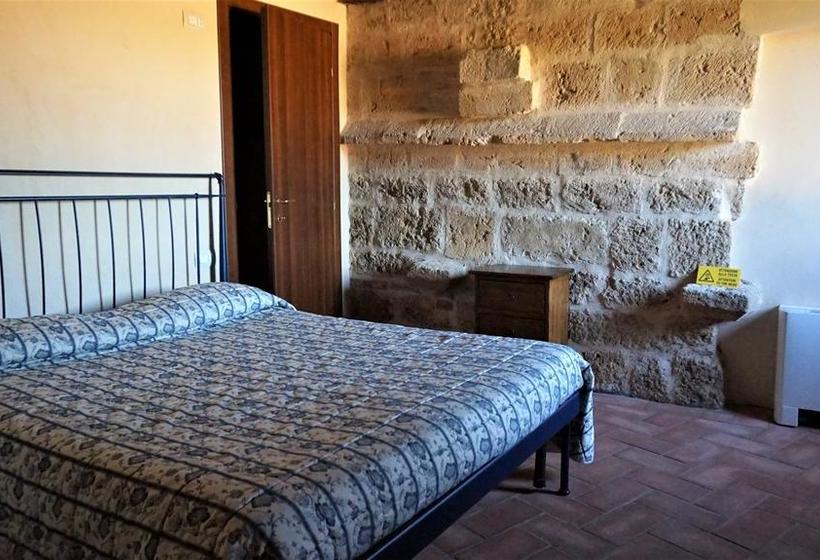 Ostello Contessa Ava Dei Lambardi  | Monteriggioni | Siena | Italia 1