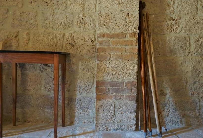 Ostello Contessa Ava Dei Lambardi  | Monteriggioni | Siena | Italia 12