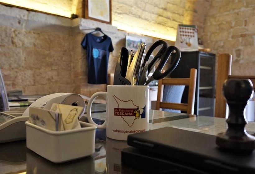 Ostello Contessa Ava Dei Lambardi  | Monteriggioni | Siena | Italia 14