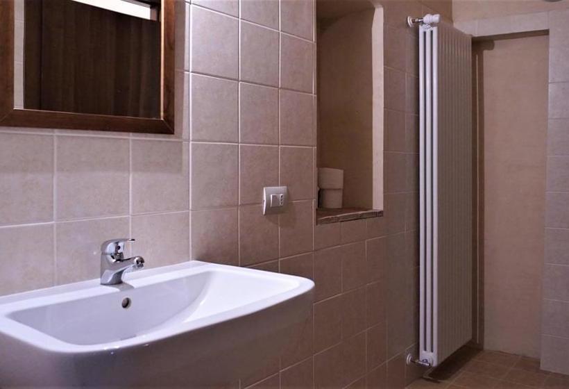 Ostello Contessa Ava Dei Lambardi  | Monteriggioni | Siena | Italia 18