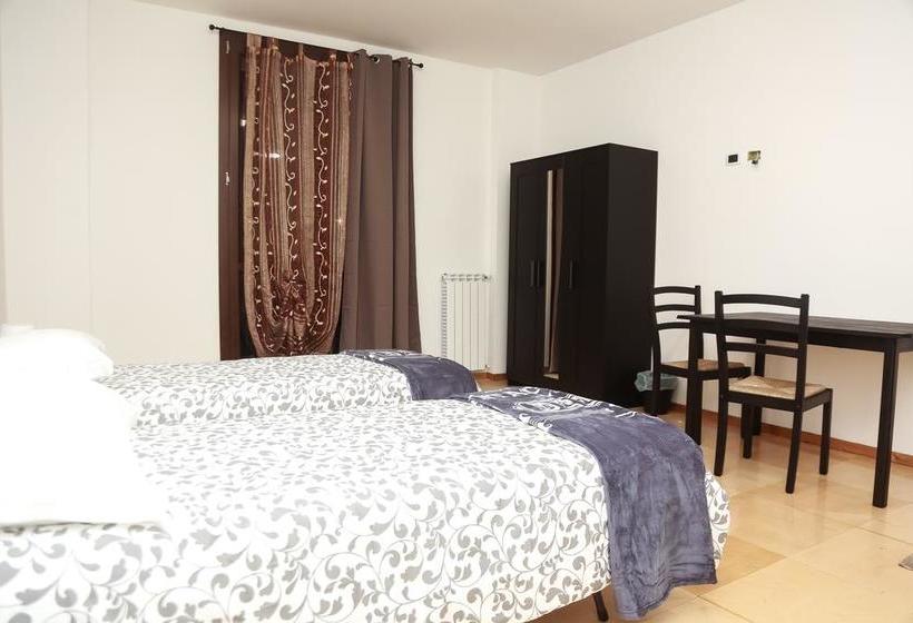 Hotel La Boheme  | Torino | Torino | Italia 9