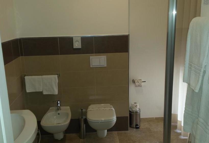 Hotel Jolly Roger  | Pietra Ligure | Savona | Italia 1